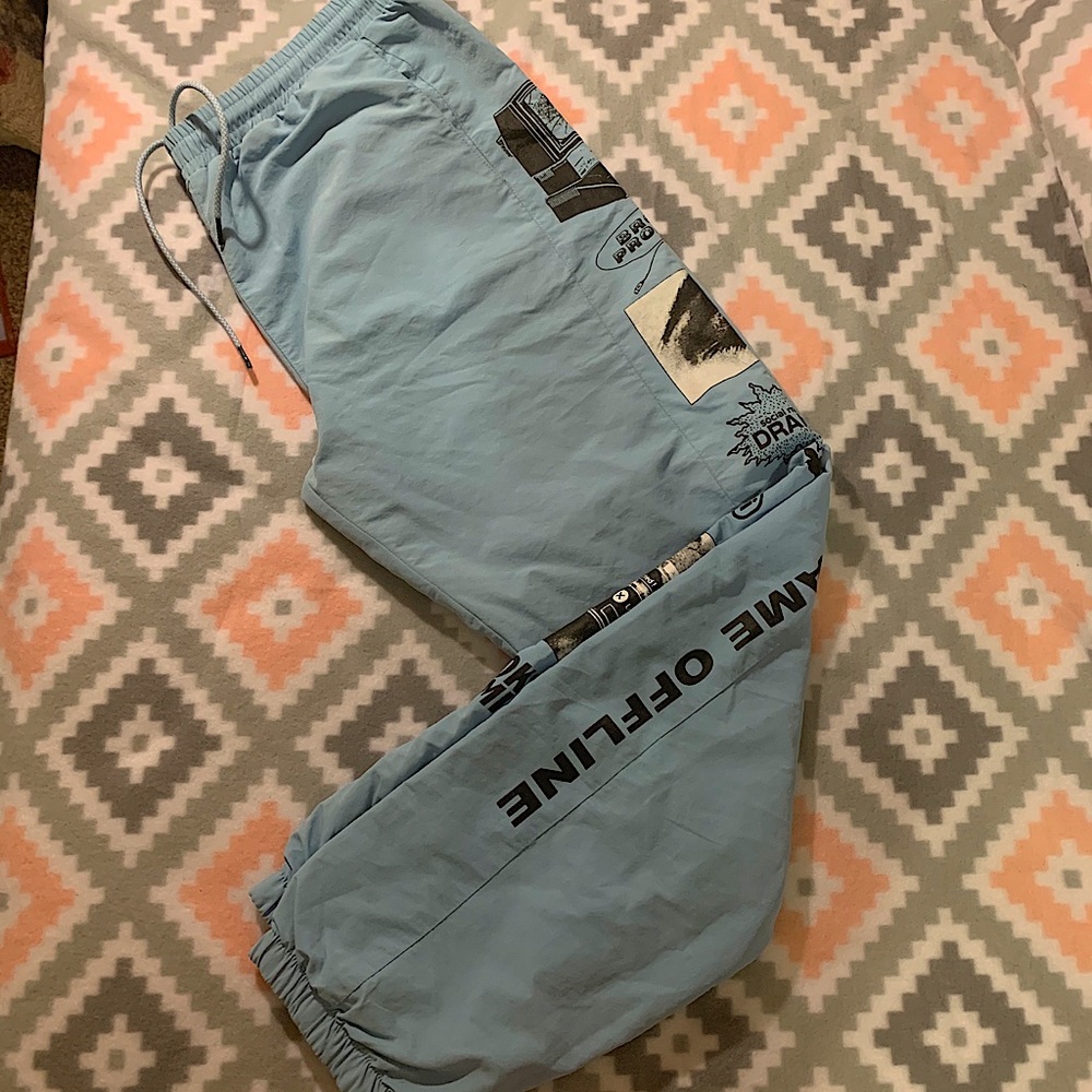 BROKEN PROMISES SWISH PANTS